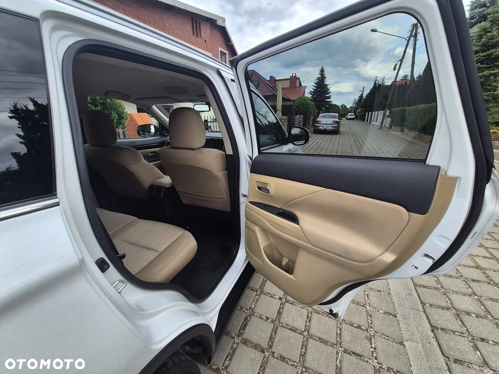 Mitsubishi Outlander 2.0 Intense + SDA 4WD CVT - 2