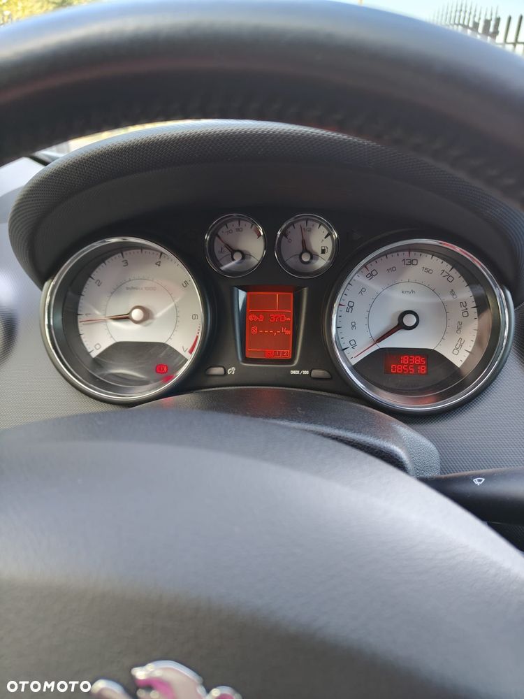 Peugeot 308 155 THP Active - 11