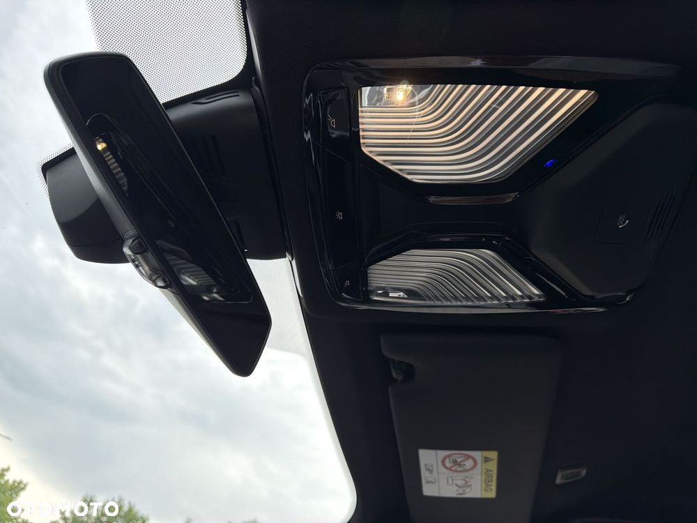 BMW Seria 3 318i - 26