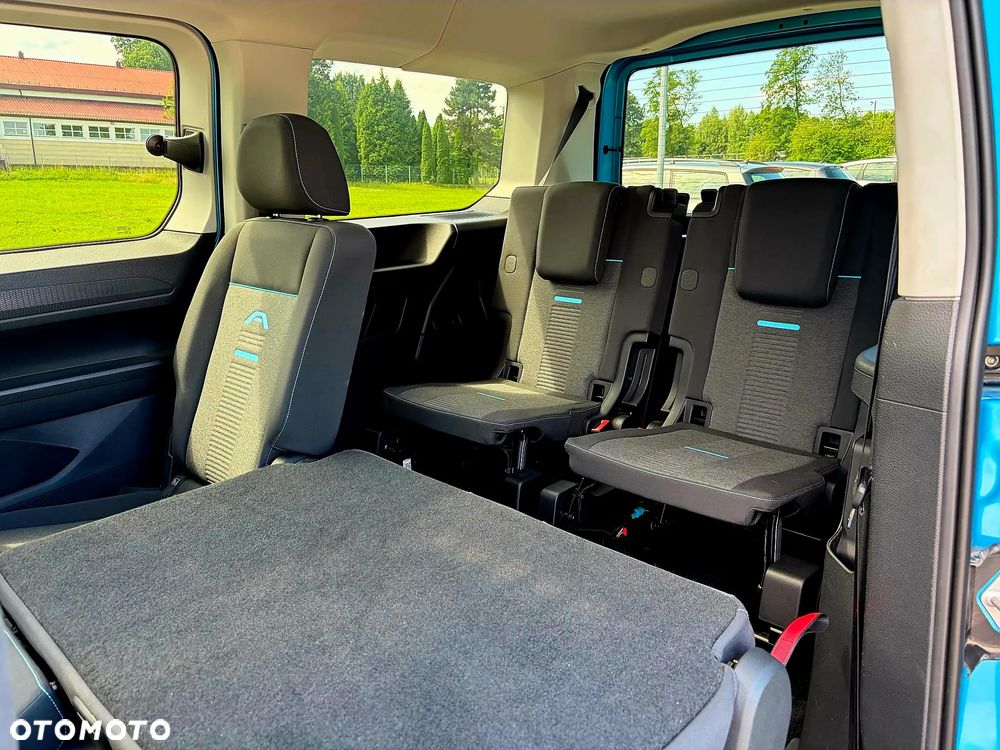 Ford Tourneo Connect Grand 2.0 EcoBlue Active - 33
