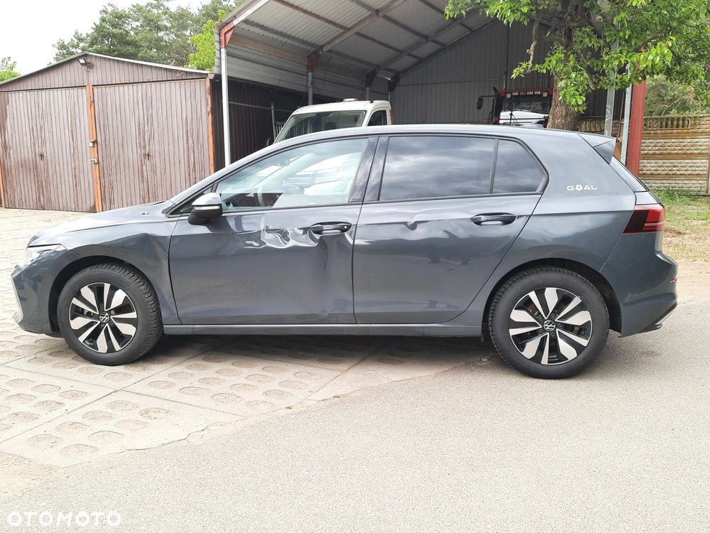 Volkswagen Golf 1.5 eTSI OPF DSG Goal - 5