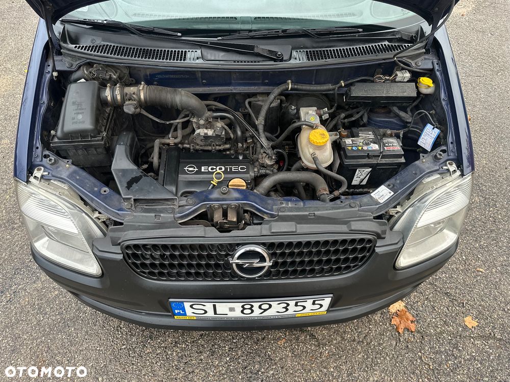 Opel Agila 1.0 - 14