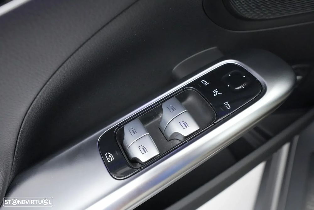 Mercedes-Benz C 300 de Avantgarde - 21