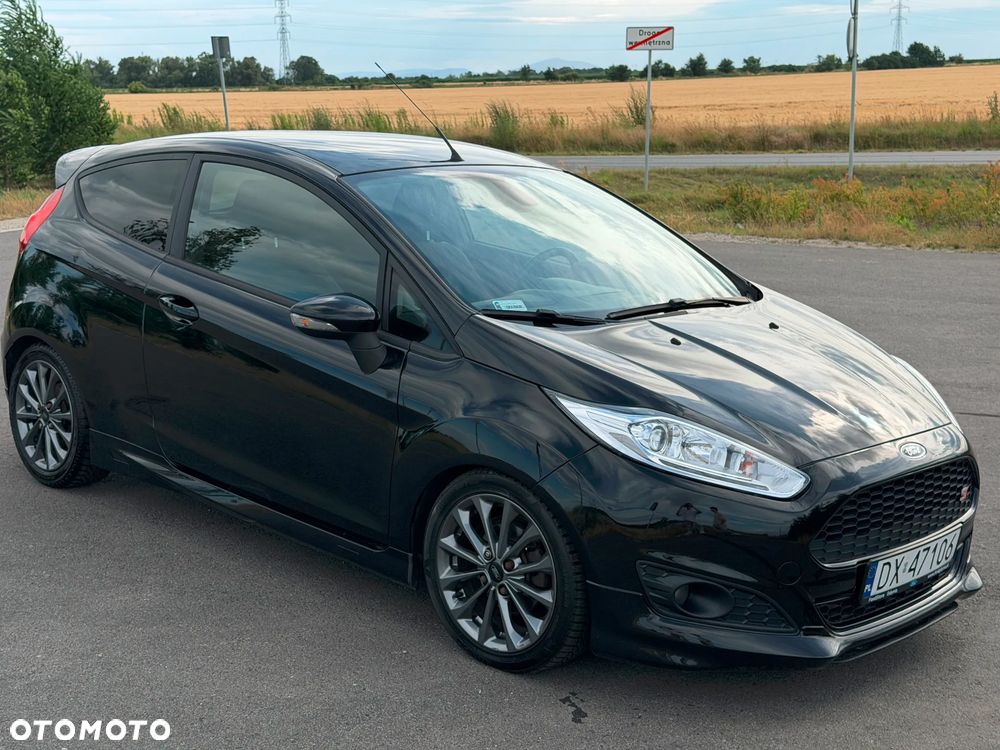 Ford Fiesta - 2