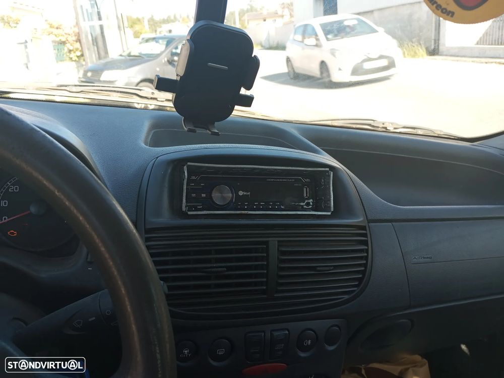 Fiat Punto - 6