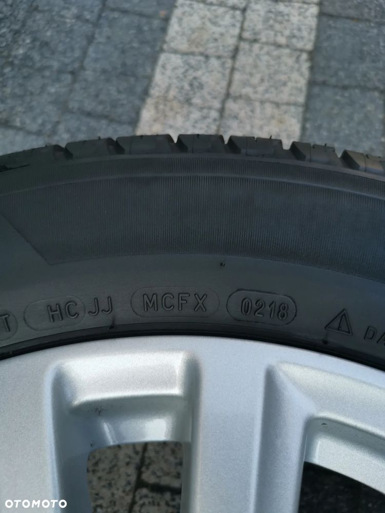 Felgi Aluminiowe Ford 5x108 17" 7.5Jx17 ET 52.5 - 8