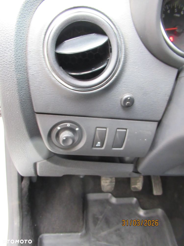 Dacia Dokker 1.5 dCi Laureate - 11