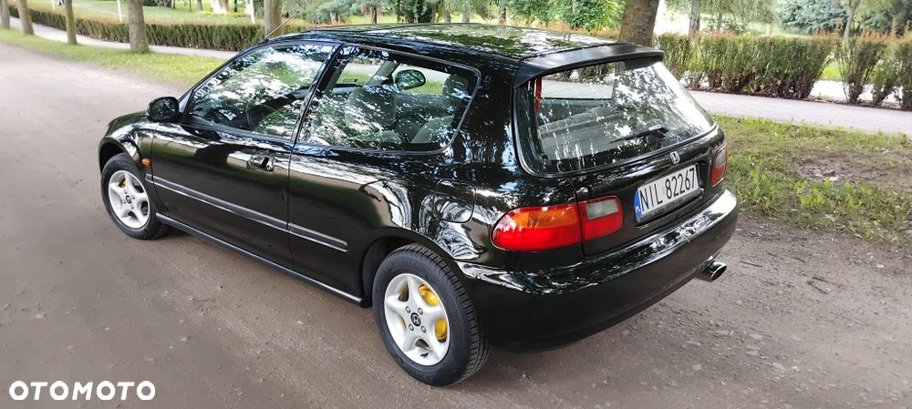 Honda Civic - 4