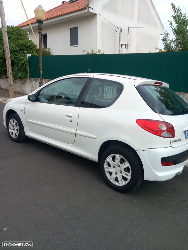 Peugeot 206+ - 10