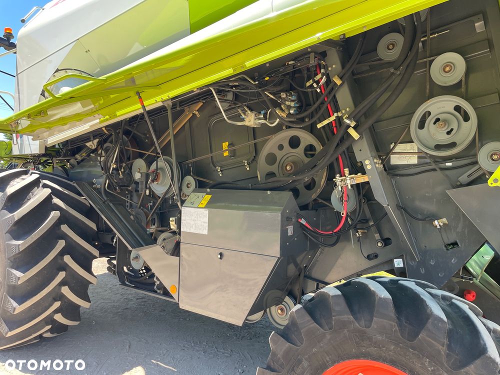 Claas Tucano 450 - 14