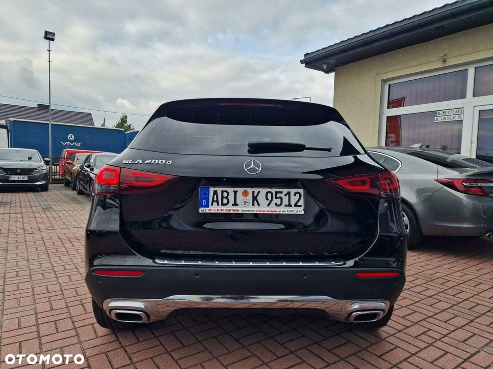 Mercedes-Benz GLA 200 d 8G-DCT Progressive - 7
