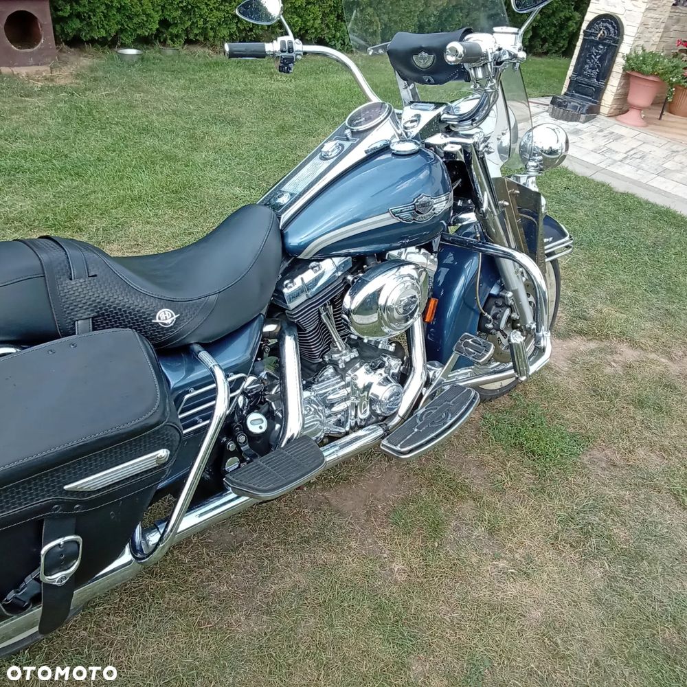 Harley-Davidson Touring Road King - 2