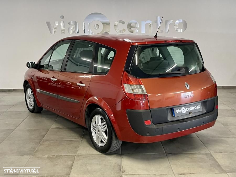 Renault Grand Scénic 1.5 dCi Privilège Luxe - 4