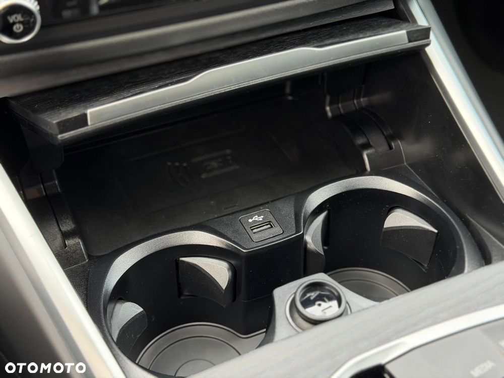 BMW Seria 3 - 23
