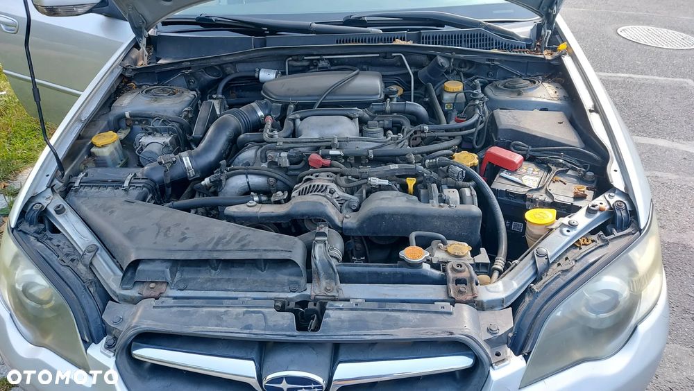 Subaru Legacy - 21