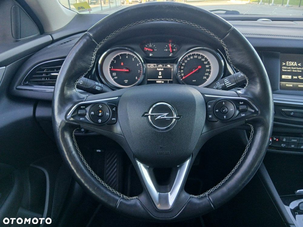 Opel Insignia - 16