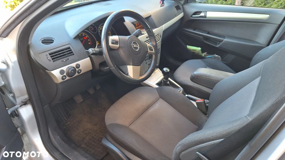 Opel Astra 1.6 - 5