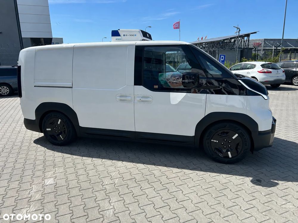 Kia PV5 - 4