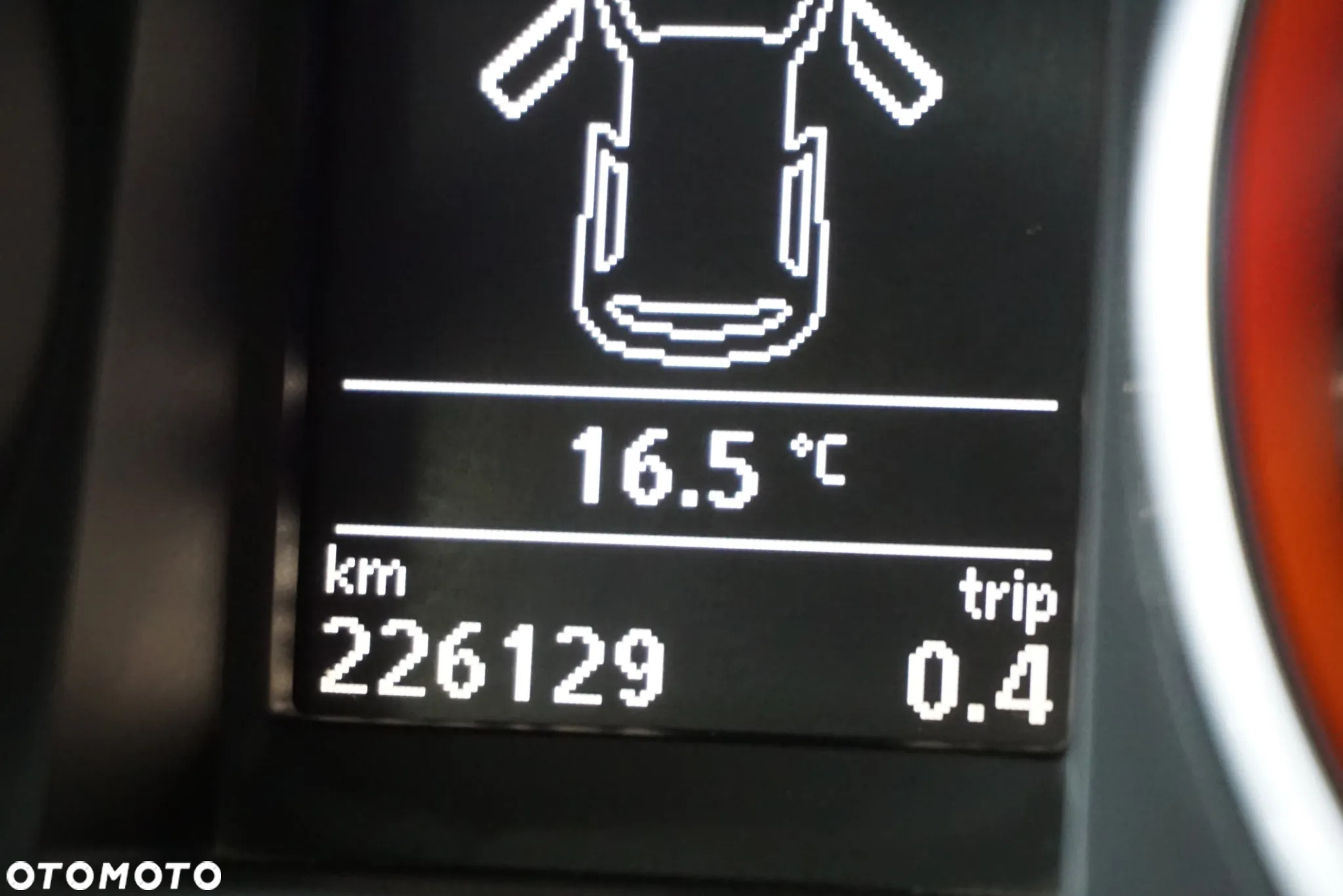 Volkswagen Golf 1.4 TSI DSG Highline - 33