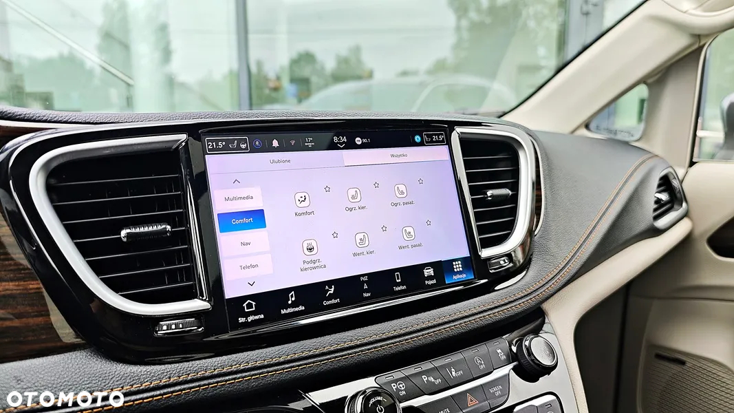 Chrysler Pacifica - 24