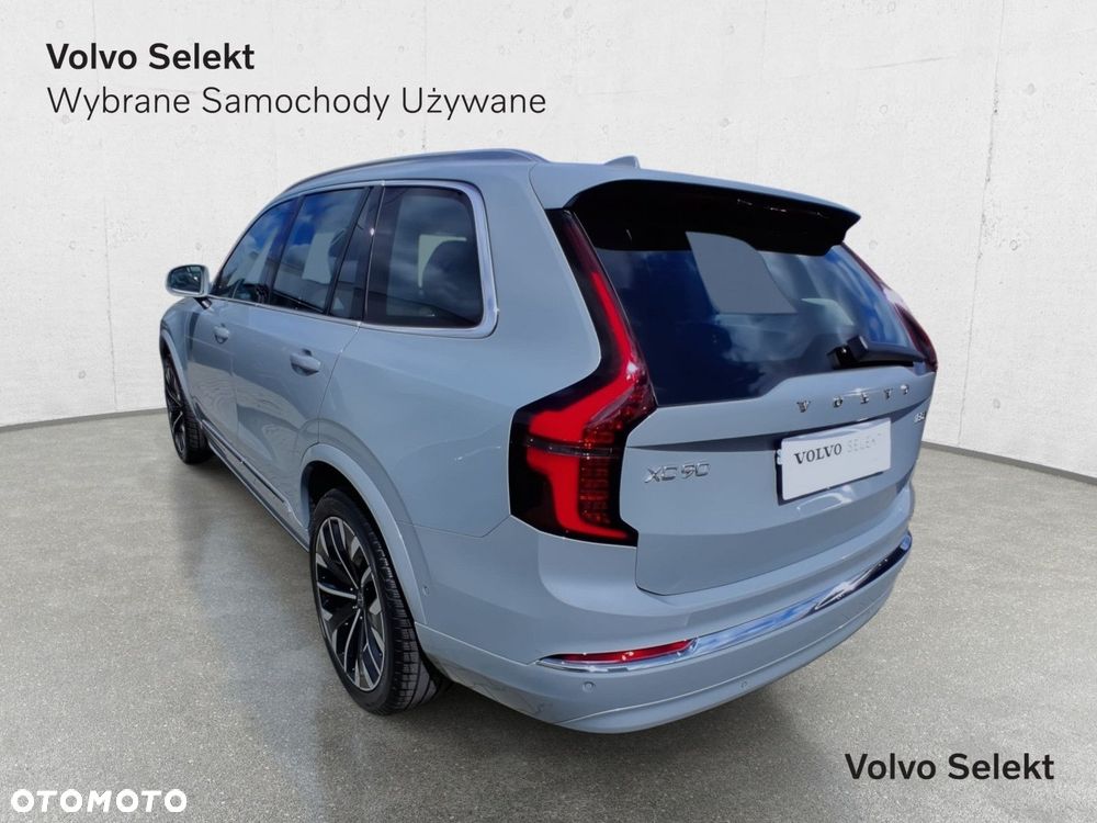 Volvo XC 90 - 8