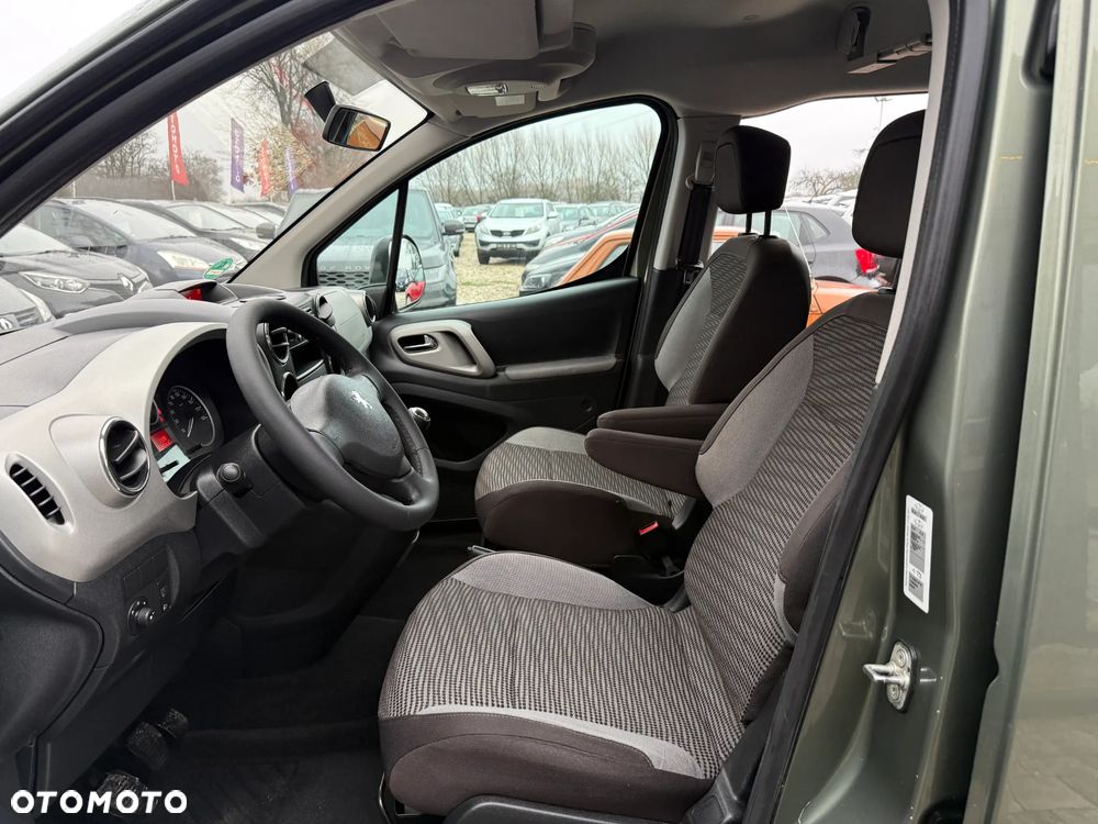 Peugeot Partner 1.6 XT - 23