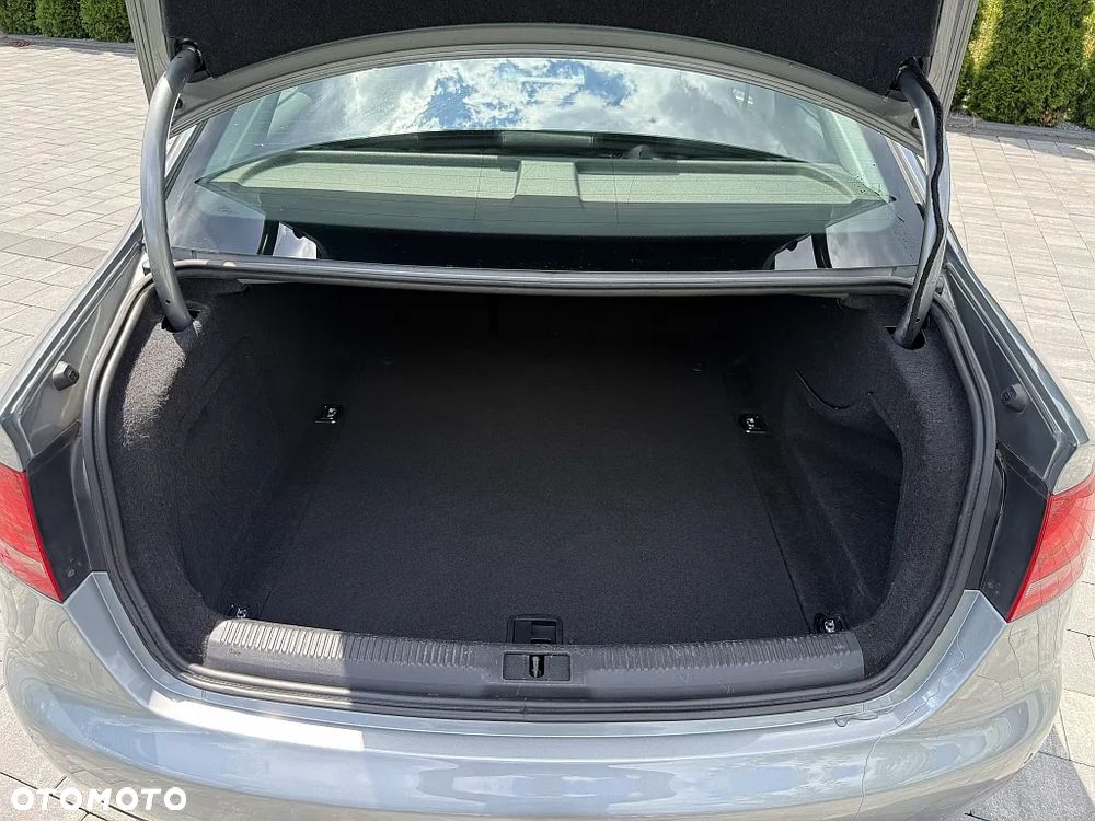 Audi A4 Limousine 2.0 TDI DPF Attraction - 11