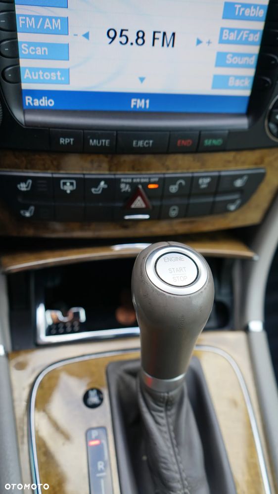 Mercedes-Benz Klasa E 63 AMG 7G-TRONIC - 26