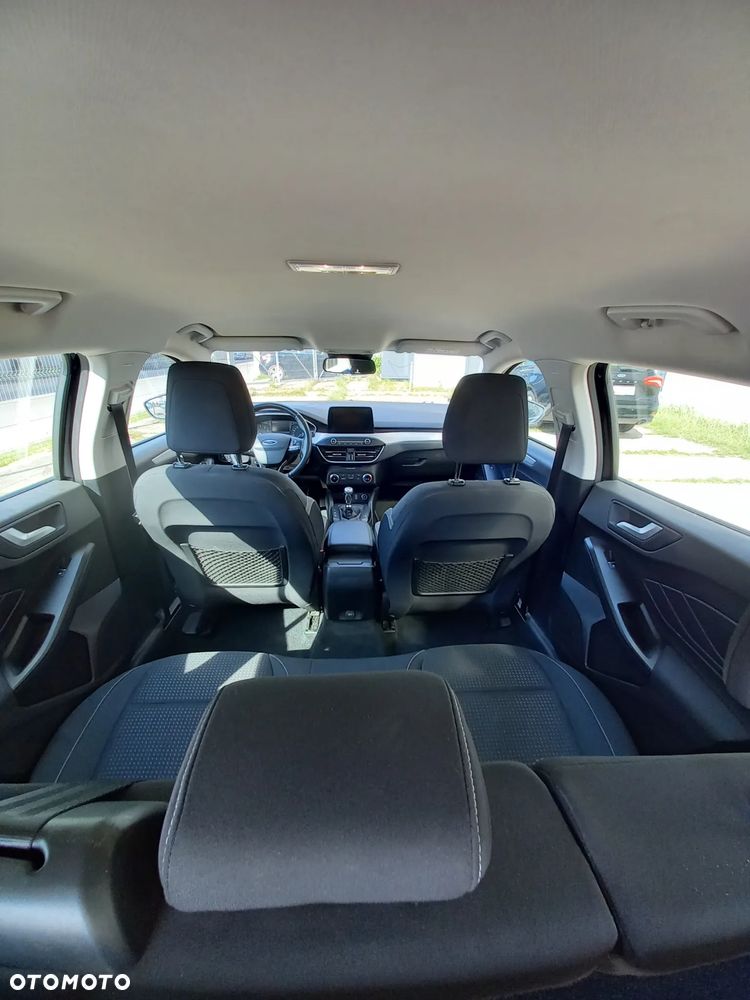Ford Focus 1.0 EcoBoost Trend - 14