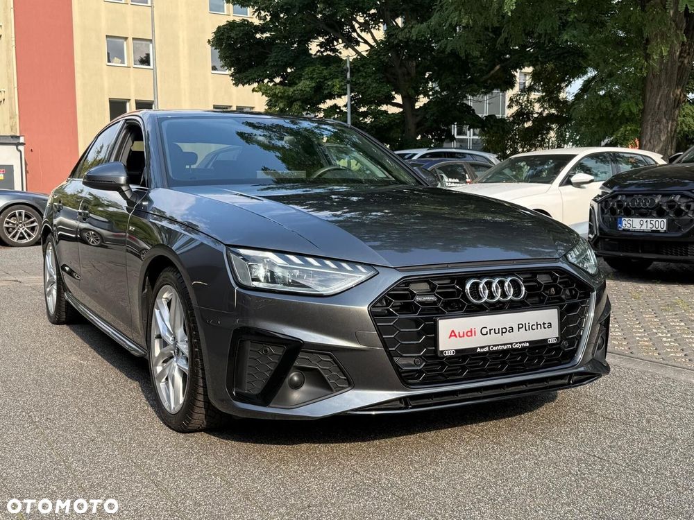 Audi A4 Limousine - 12