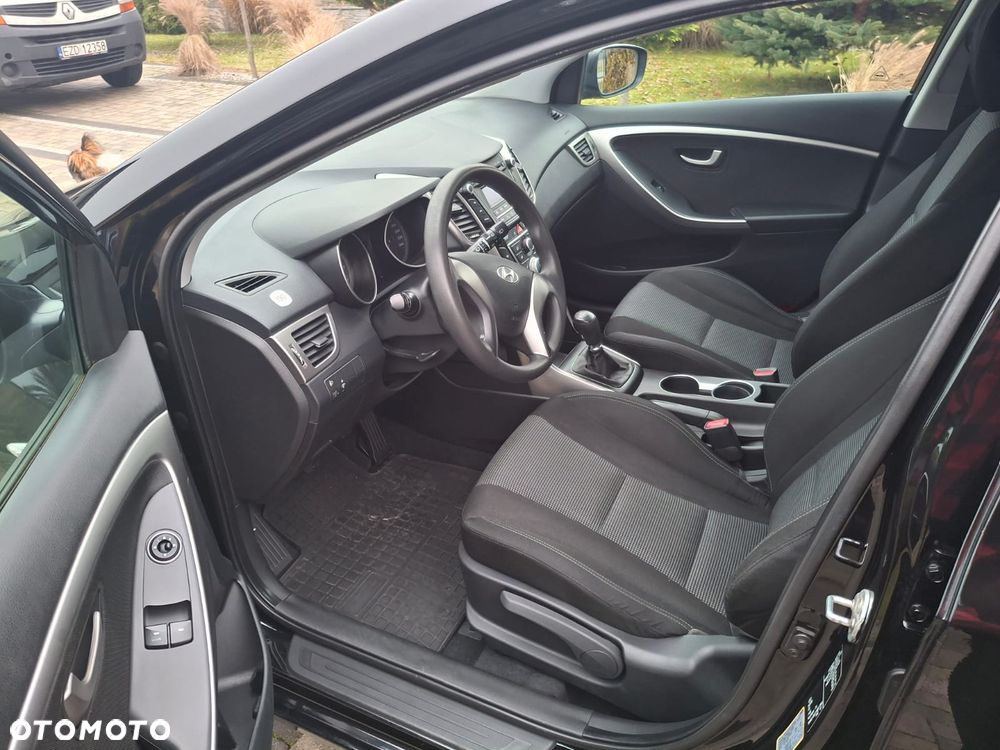 Hyundai i30 1.4 Classic - 10