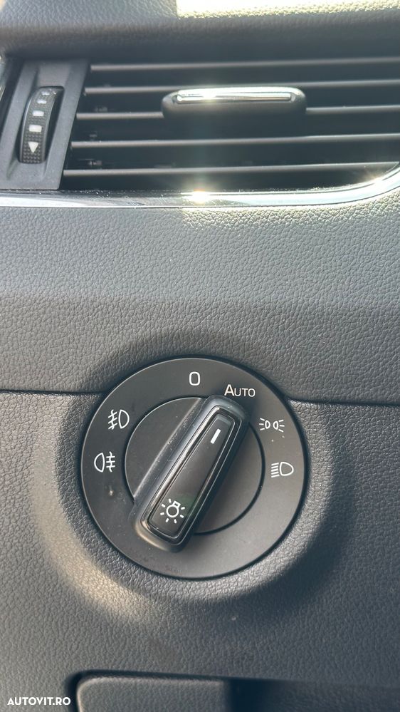 Skoda Octavia 2.0 TDI DSG Style - 16