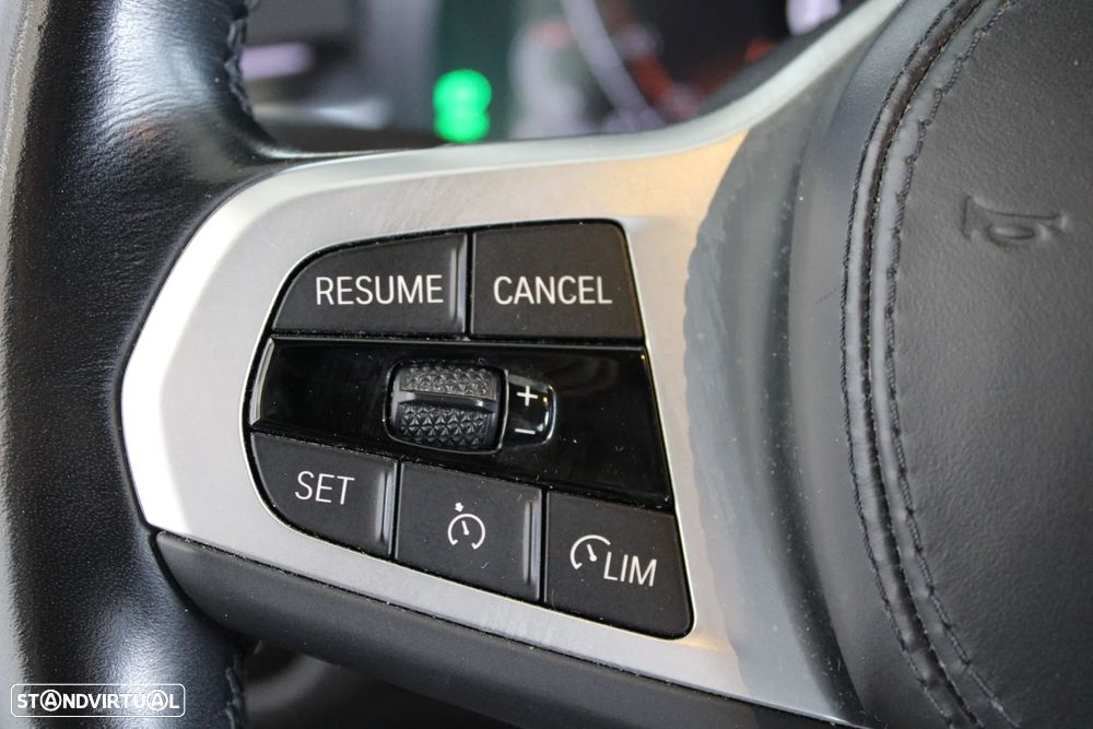 BMW 520 d Pack Desportivo M Auto - 12