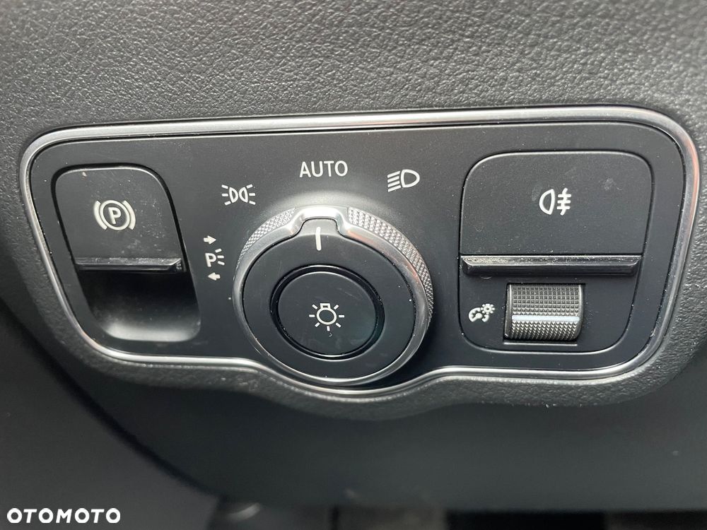 Mercedes-Benz Klasa B 200 d 8G-DCT Style - 16