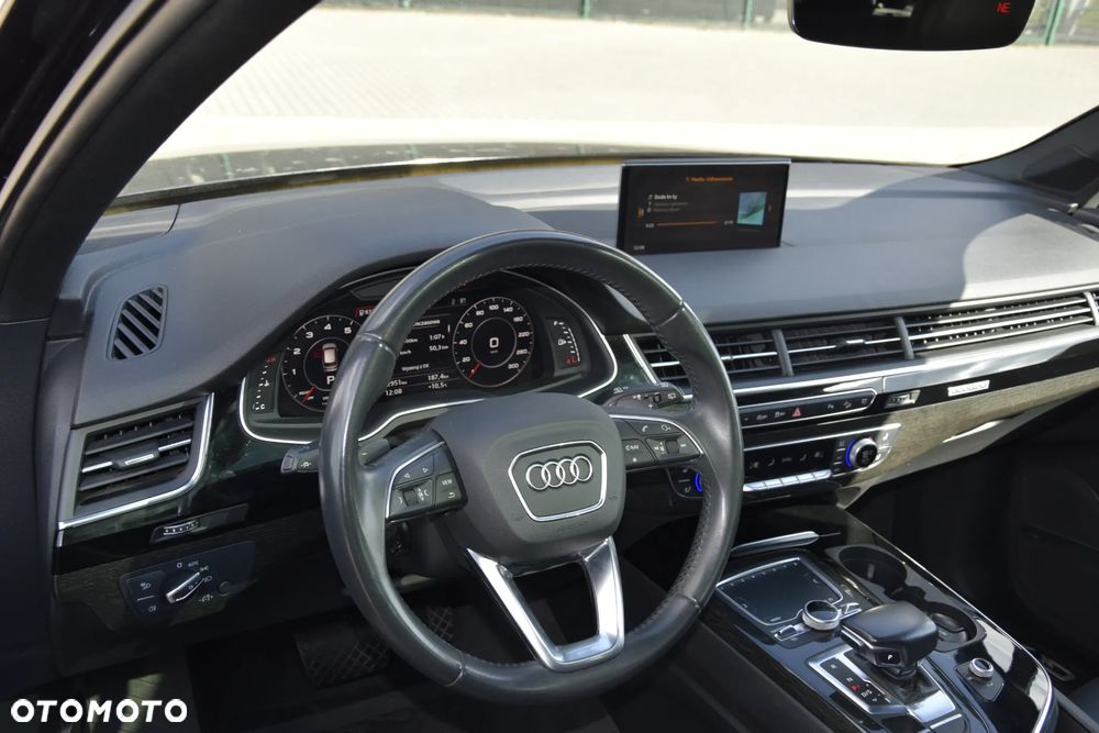 Audi Q7 3.0 TFSI Quattro Tiptronic - 18