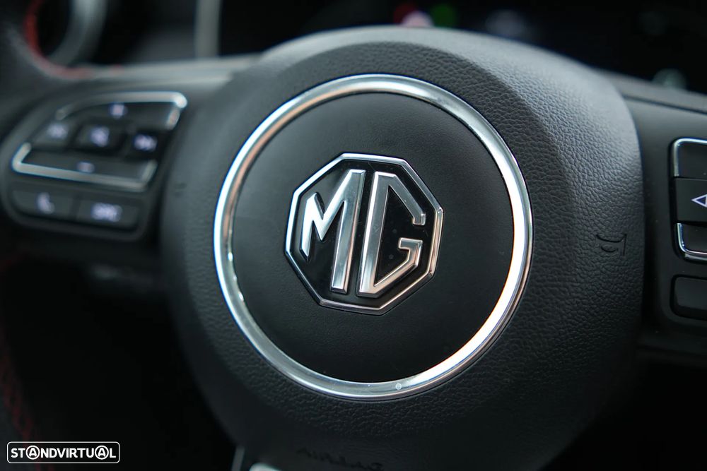 MG ZS EV 72.6 kWh Luxury - 26