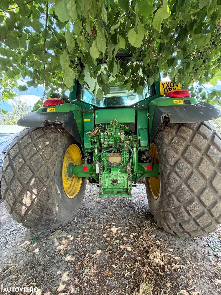 John Deere 6220 - 4