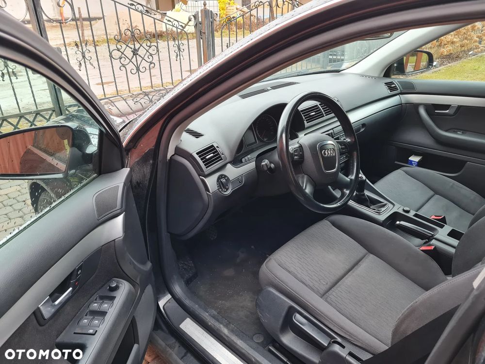 Audi A4 Avant 2.0 T FSI - 11