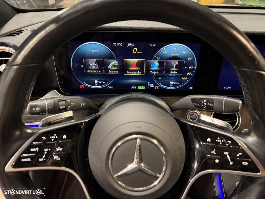 Mercedes-Benz E 300 de Avantgarde 4Matic - 12