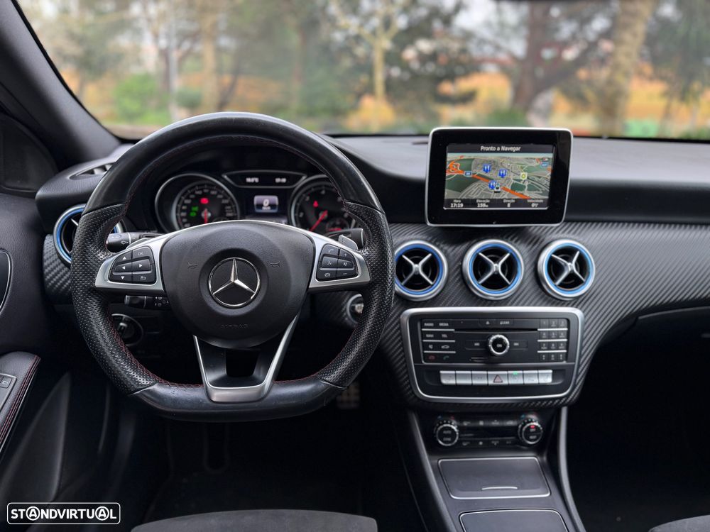 Mercedes-Benz A 180 d 7G-DCT AMG Line - 10