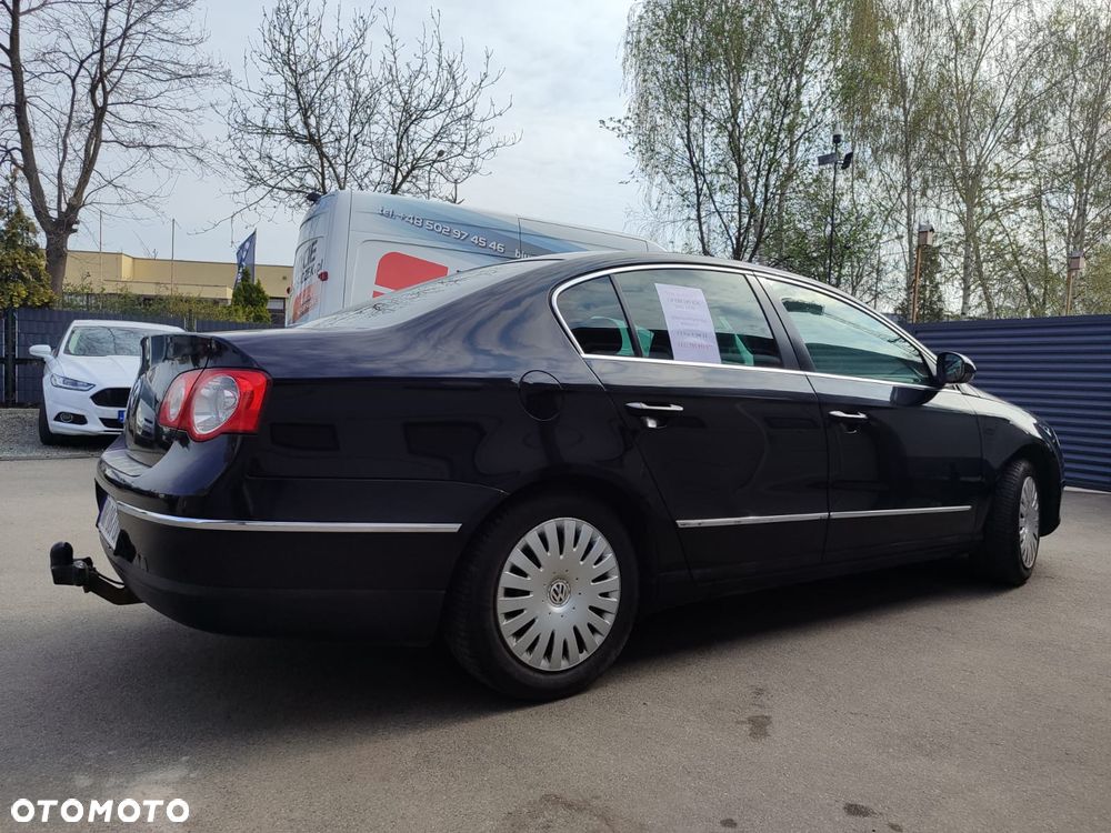 Volkswagen Passat 1.9 TDI Comfortline - 9