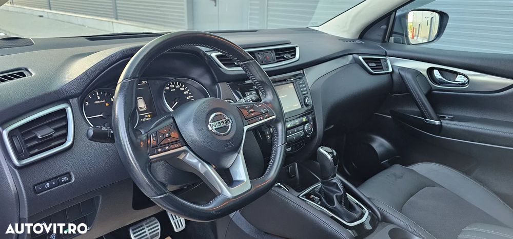 Nissan Qashqai 1.6 DCI Xtronic TEKNA - 9