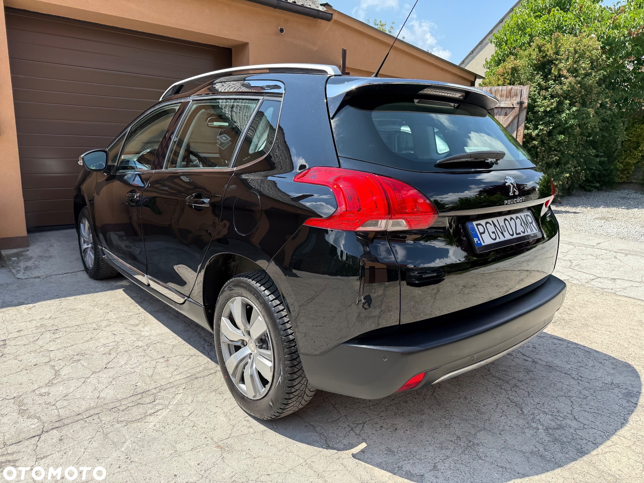 Peugeot 2008 1.2 Pure Tech Allure S&S - 30