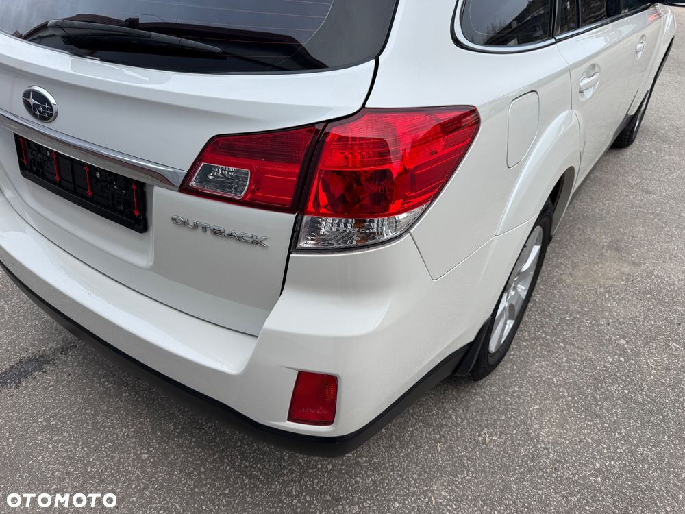 Subaru Outback 2.5i Comfort Navi AT - 12