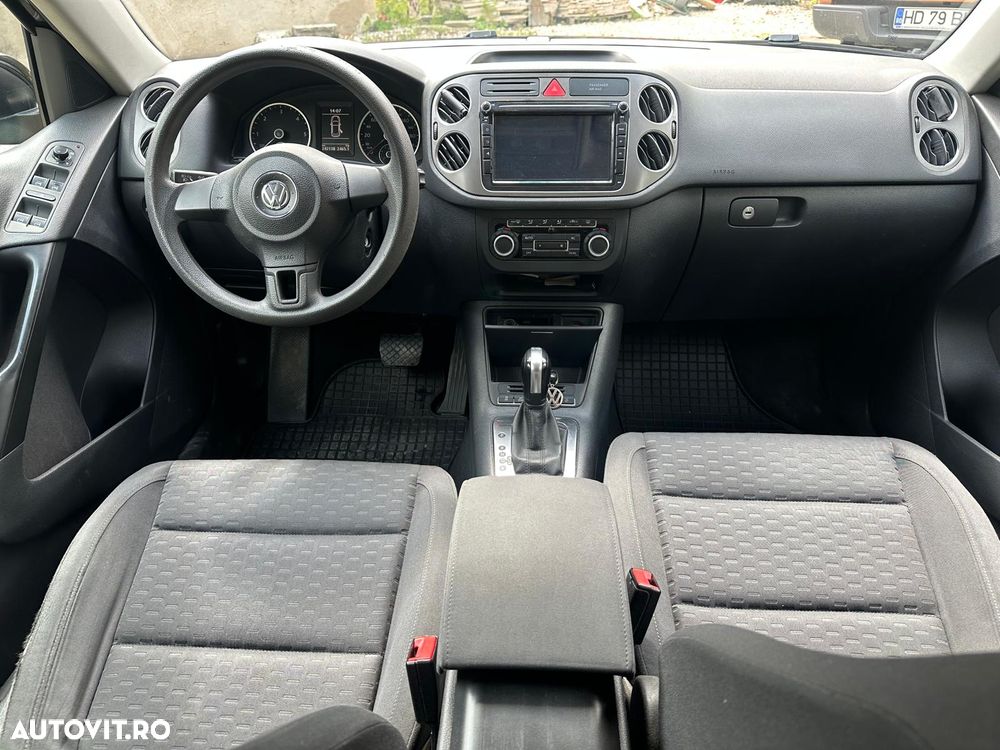 Volkswagen Tiguan 2.0 TDI 4Motion DSG Sport & Style - 6