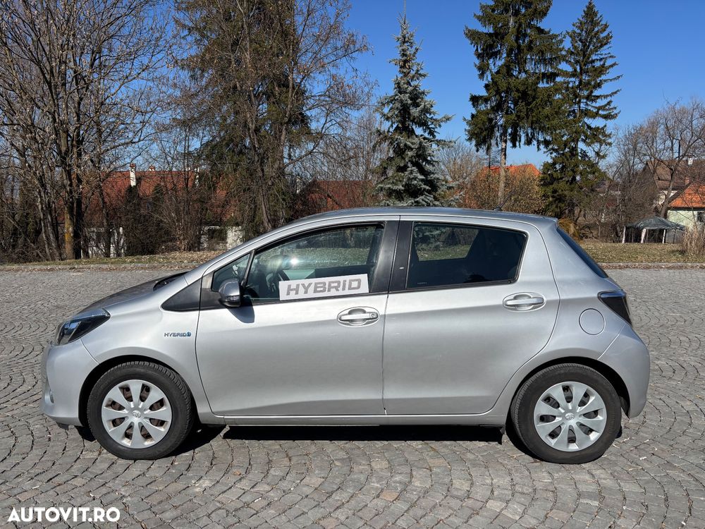 Toyota Yaris - 6