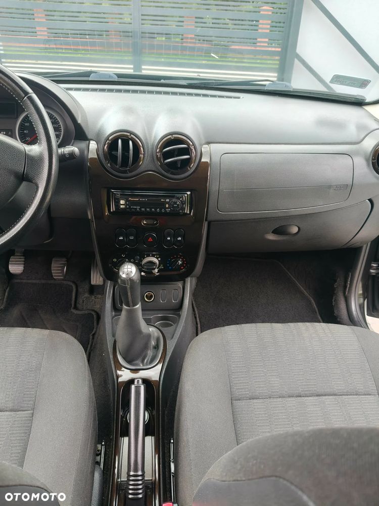 Dacia Duster 1.6 - 14