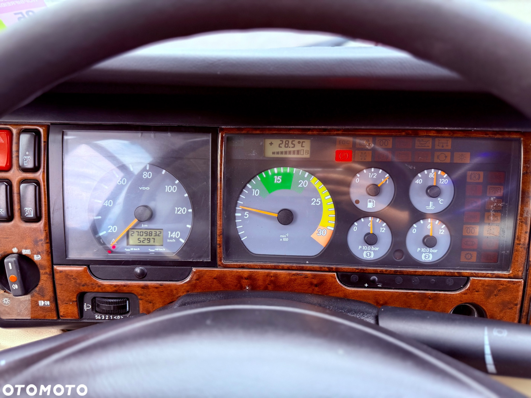 Mercedes-Benz SUNRIDER - 24