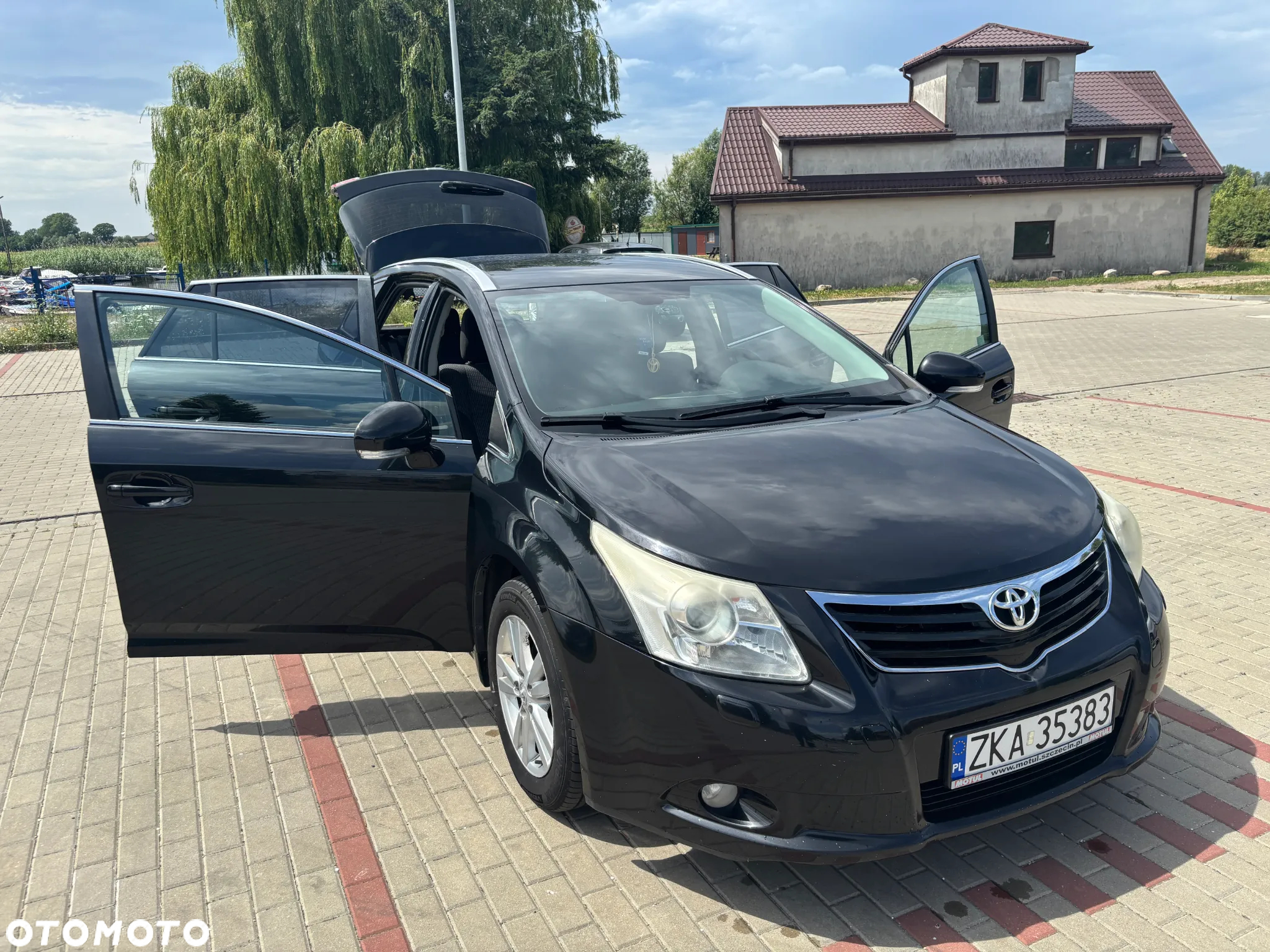 Toyota Avensis 1.8 Luna EU5 - 18