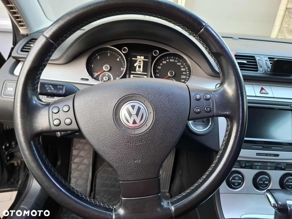 Volkswagen Passat Variant 2.0 TDI Comfortline DSG - 12